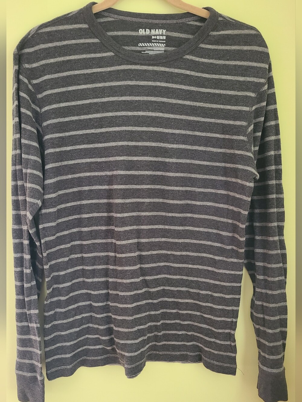 Old Navy Long Sleeve Tee